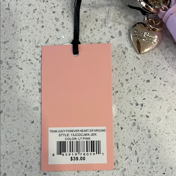 Juicy Couture Pink Heart Key & Card Holder - Picture 2 of 6